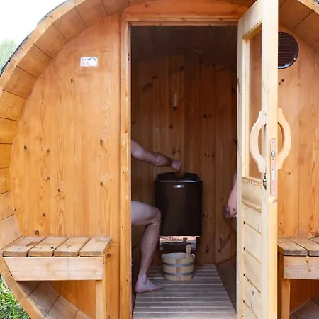 Gemutliches Tinyhouse Bungalow Mit Kamin & Sauna Am *