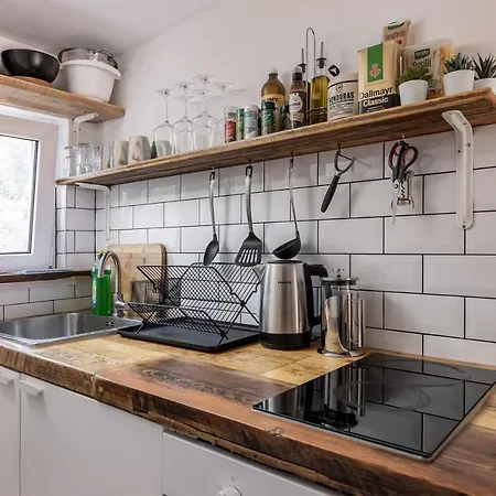 Gemutliches Tinyhouse Bungalow Mit Kamin & Sauna Am Joachimsthal